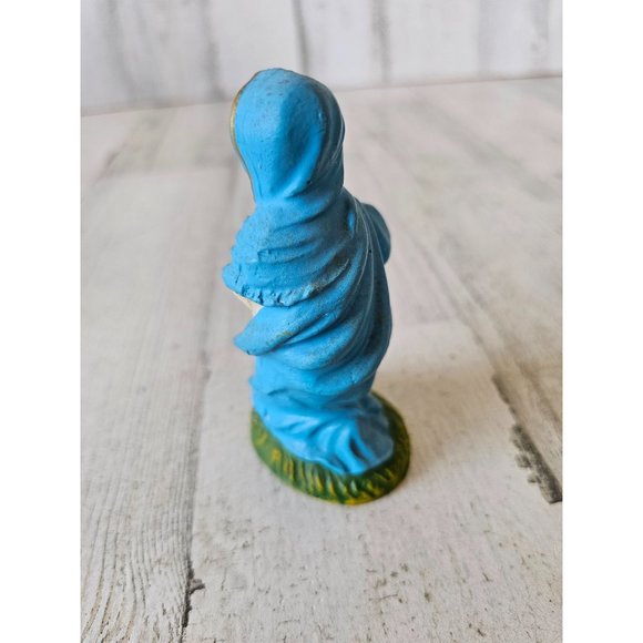 Vintage porcelain Mary Nativity village religious decor - Picture 3 of 9